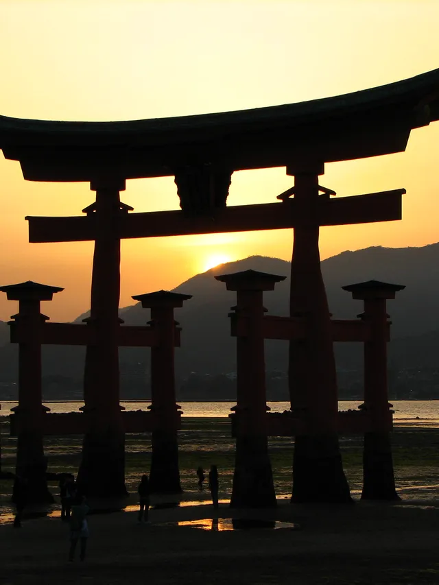 Itsukushima torii gate at sunset, Miyajima