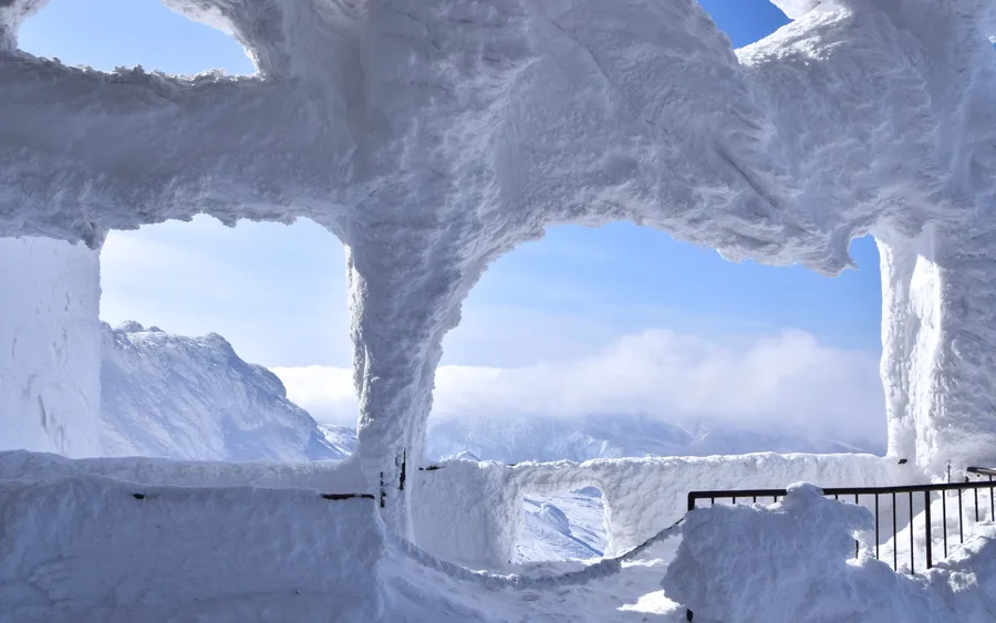 Hakkoda Ropeway in winter