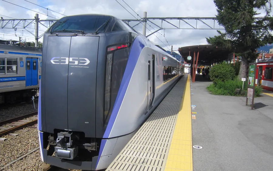 JR East E353 "Fuji Excursion" at Kawaguchiko Station