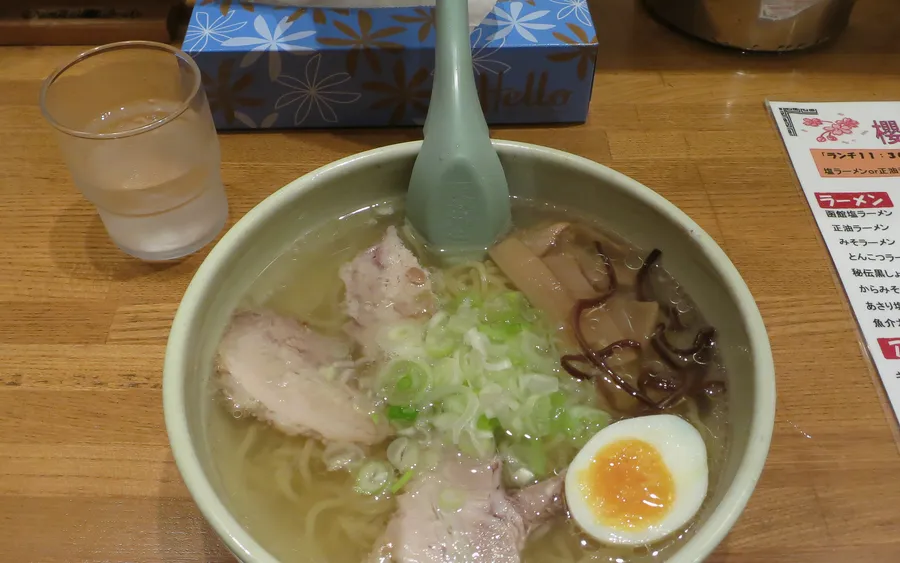 Hakodate shio ramen