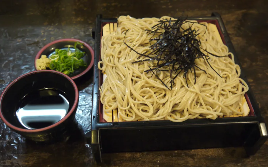 Zaru soba (cold soba noodles)