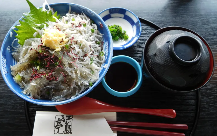 Shirasu-don, whitebait rice bowl
