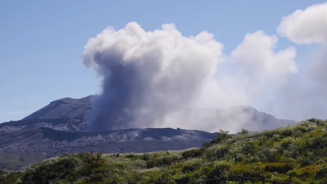 Nakadake crater viewed from Kusasenri