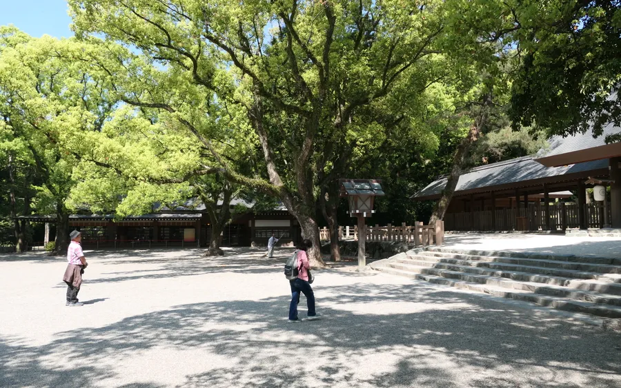 Atsuta Shrine grounds, Nagoya