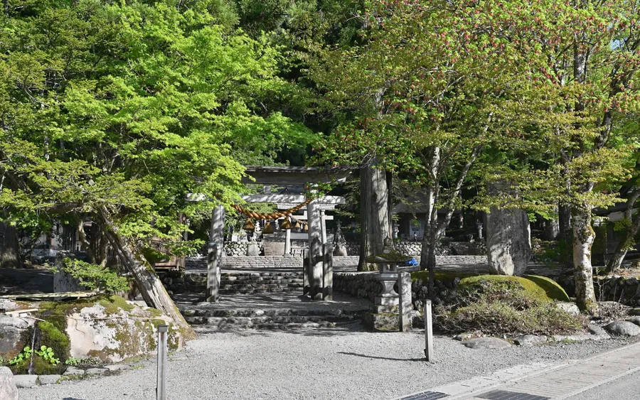 Shirakawa Hachiman Shrine, Ogimachi, Shirakawa-go