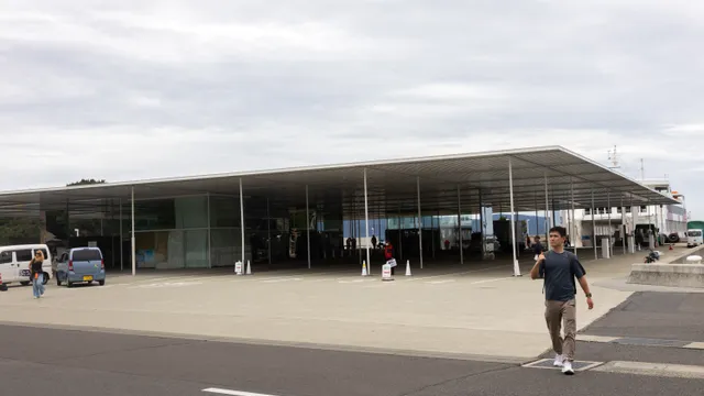 Naoshima Ferry Terminal, Miyanoura (SANAA)