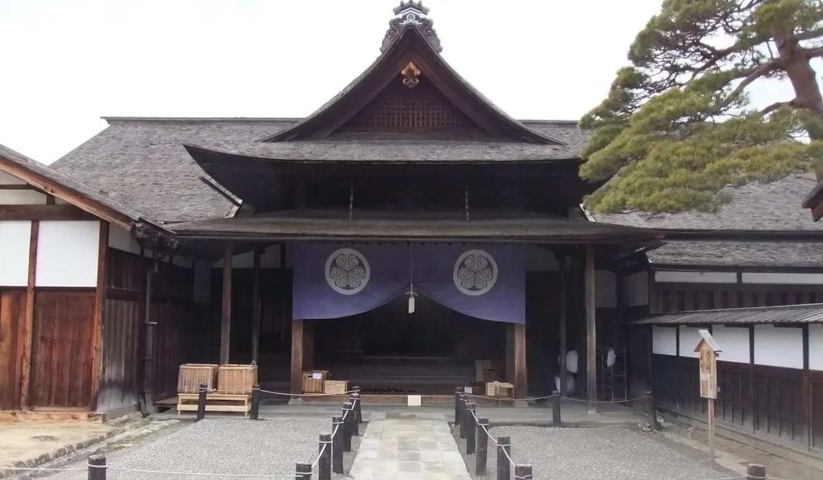 Takayama Jinya