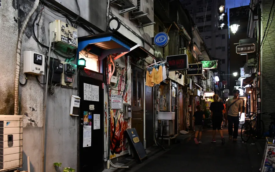Golden Gai alley, Shinjuku, Tokyo